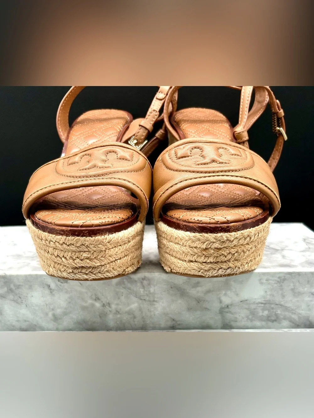 TORY BURCH Fleming Platform Espadrille Wedge Sandals Quilted Tan Leather. Size 8